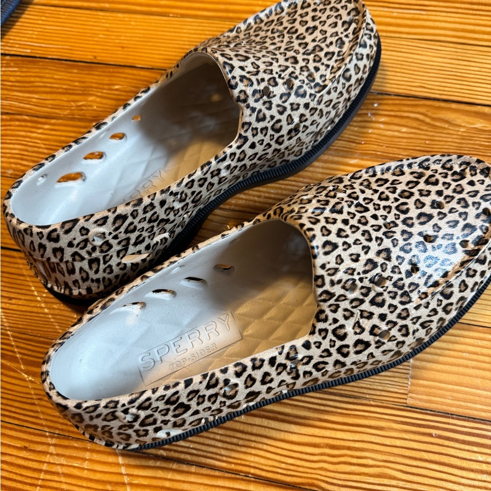 Sperry Brown and Black Loafers Classic Flats